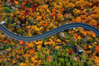 This East Coast mountain range offers the most scenic fall drive across 3 states