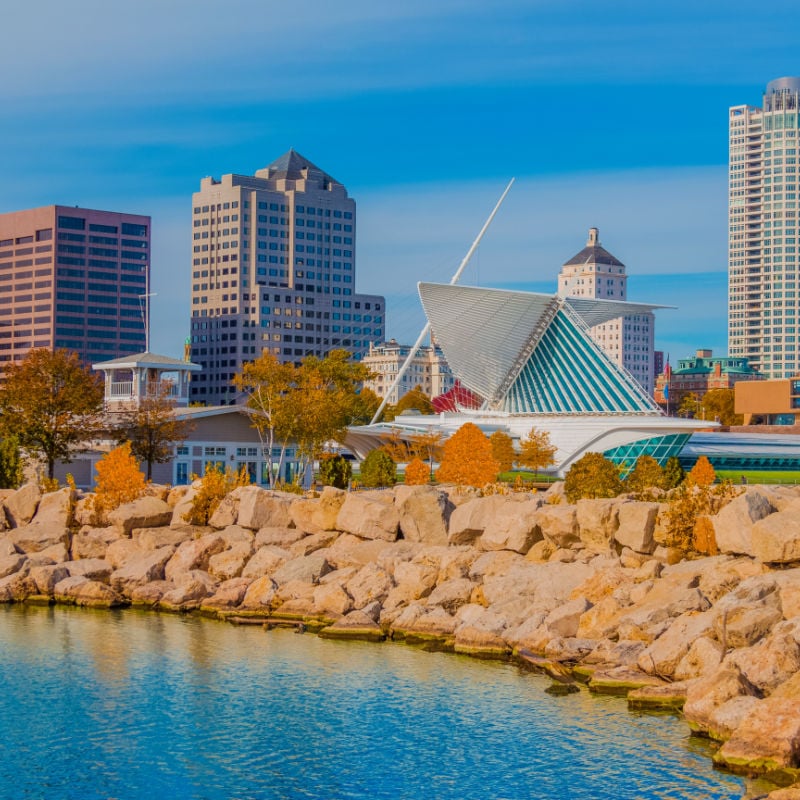These 5 American cities are perfect for a cheap fall getaway