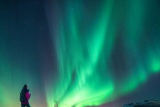 These are the 8 best places to see the Northern Lights in the US this winter