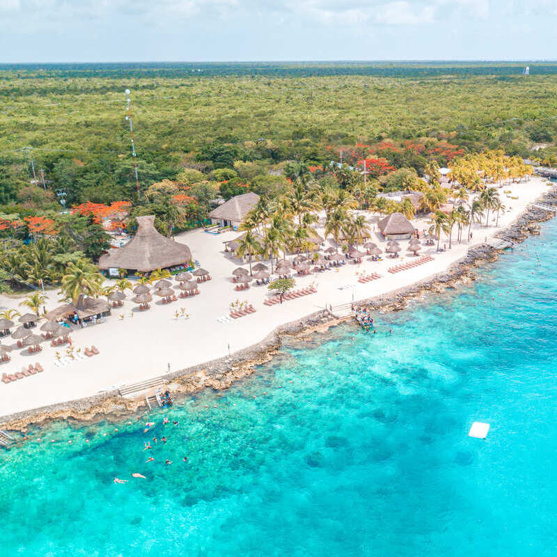 5 reasons why you should visit this paradise island near Cancun