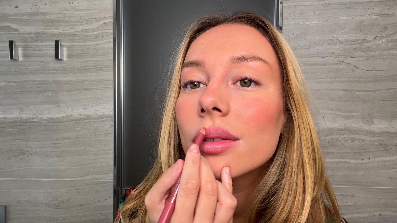 Ester Expósito Skincare Tip from Her Madre and Weekend Makeup