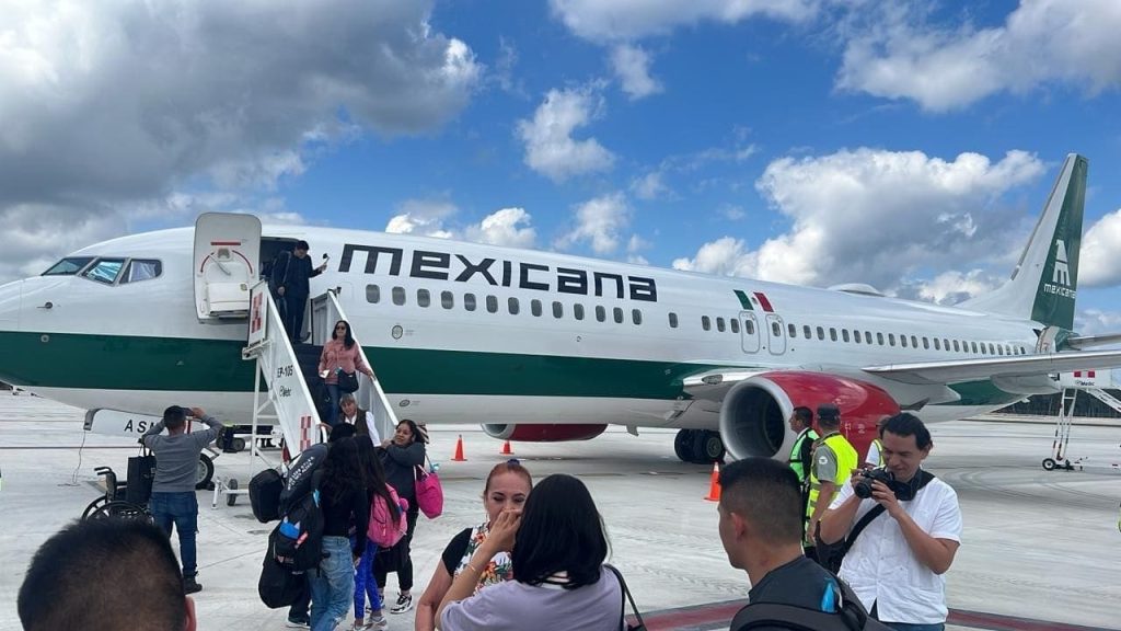 First airline lands a commercial flight at Tulum’s new airport