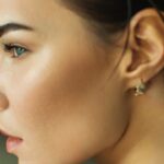 Dermaplaning Is Trending Again – This Is What You Need To Know