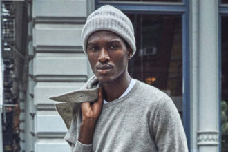 The Best Cashmere Sweater For Men To Stay Cozy In This Season
