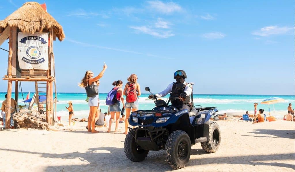 Mexican troops deployed to Tulum to improve security during the busy spring break season