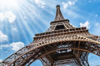 Is France safe to visit?  Travel advice 2024