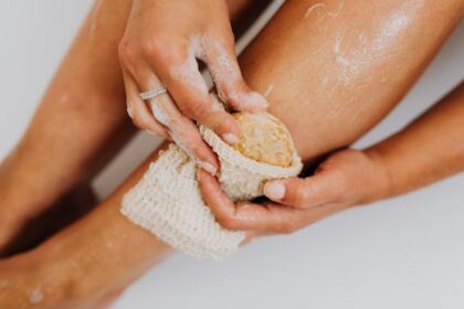 Your guide to choosing the right exfoliation method for your skin type