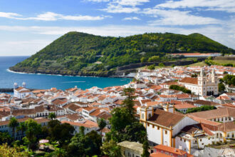 Europe’s secret beach paradise: why travelers flock to its pristine coasts and lagoons