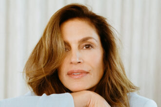 How Cindy Crawford Invented the Modern Playbook by Which the Current Generation of Models Flourish