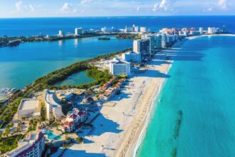 Cancun is active again!  Hurricane Beryl caused minimal damage, authorities say