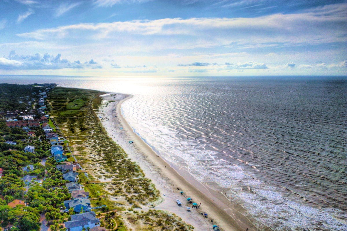 Move over Charleston!  Travelers rave about these 7 beaches in South Carolina