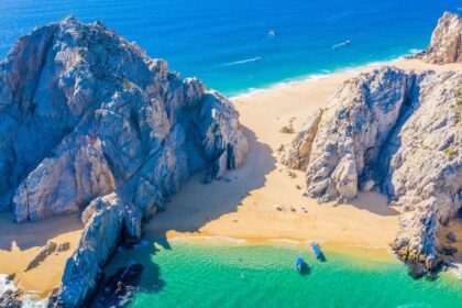 Tourism in Los Cabos sees a slowdown according to airport traffic in June