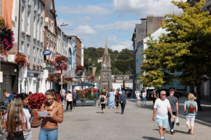 Step out of Dublin’s shadows: visit classic pubs and amazing autumn nature in Ireland’s best-kept secret