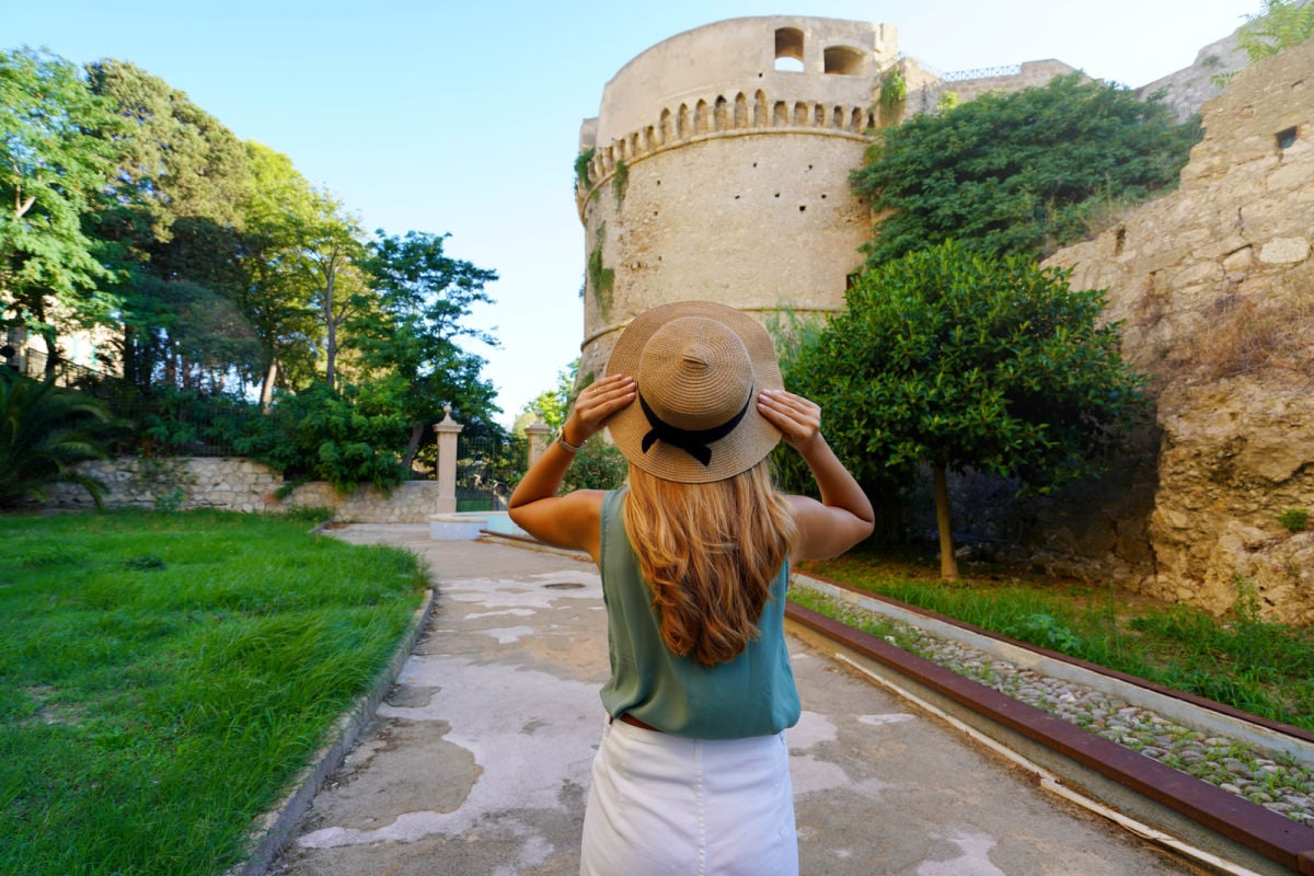 Cheap, Lesser-Known Escape: Where Historic Ruins Meet Beautiful Italian Beaches (No, It’s Not Rome)