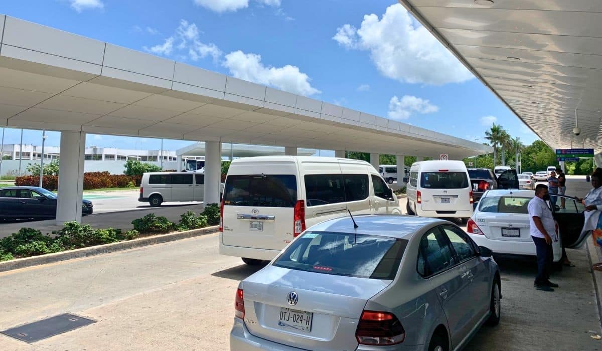 Persistent taxi fraud at Cancun airport is raising concerns among tourists