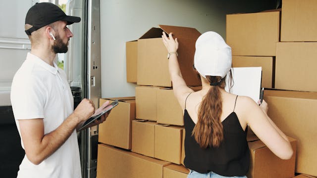 Orange County’s Most Trusted Moving Services: Who Should You Hire?