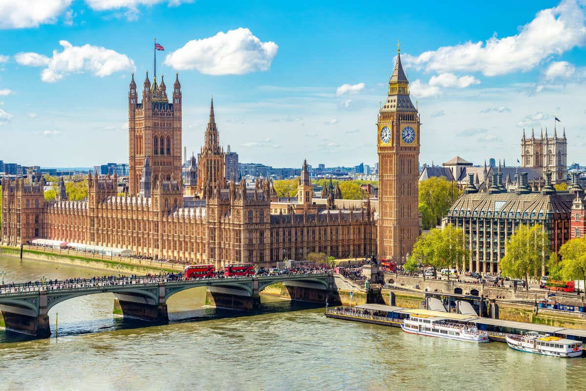 Without this permit you will not be able to visit Great Britain in 2025! Here’s how to sign up