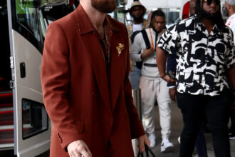 Super Bowl Tunnel Walk: Travis Kelce, Jalen Hurts and More Arrive in Fashion