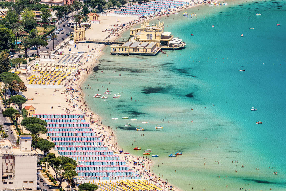 Americans can fly non -stop to these 4 beach cities in Italy this summer