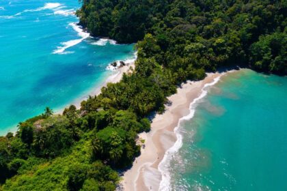 Americans come to this tropical Latin -American country full of natural miracles