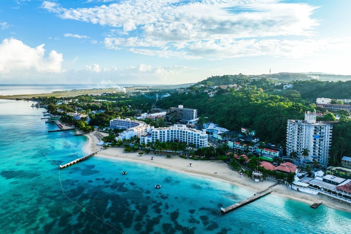 This year are the 4 most affordable Caribbean destinations