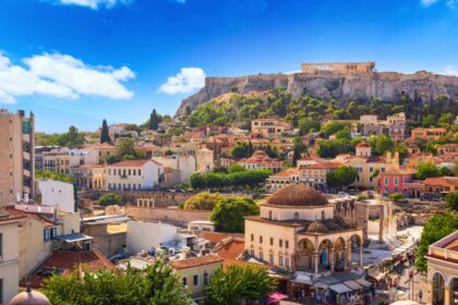 US publishes a new travel alarm for Greece