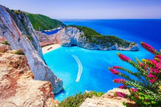Move over Santorini! Travelers come to these 4 authentic Greek islands