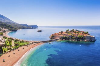 Travelers can stay in Europe in the long term without visiting a visa through these 5 countries