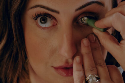 Christina Leitzel’s ‘Fun’ Prosthetic Eyes are Designed to Stand Out