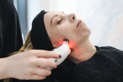 Holistic approaches to ACNE treatment: From nutrition to dermatology