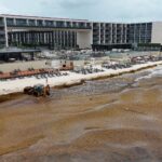 Mexican beaches overwhelmed by the worst arrival of Sargassum ever