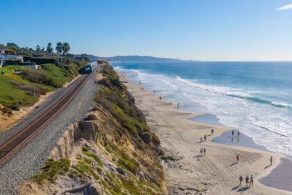 The best California train ride! 2 beautiful beach cities for less than $ 40