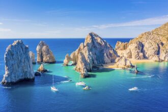 Americans can fly non -stop to these 5 destinations that break all tourist records of all time