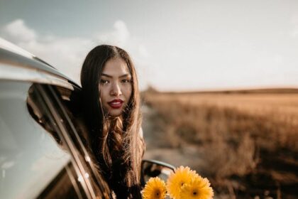 The outside skin trend: how you can naturally get a healthy glow