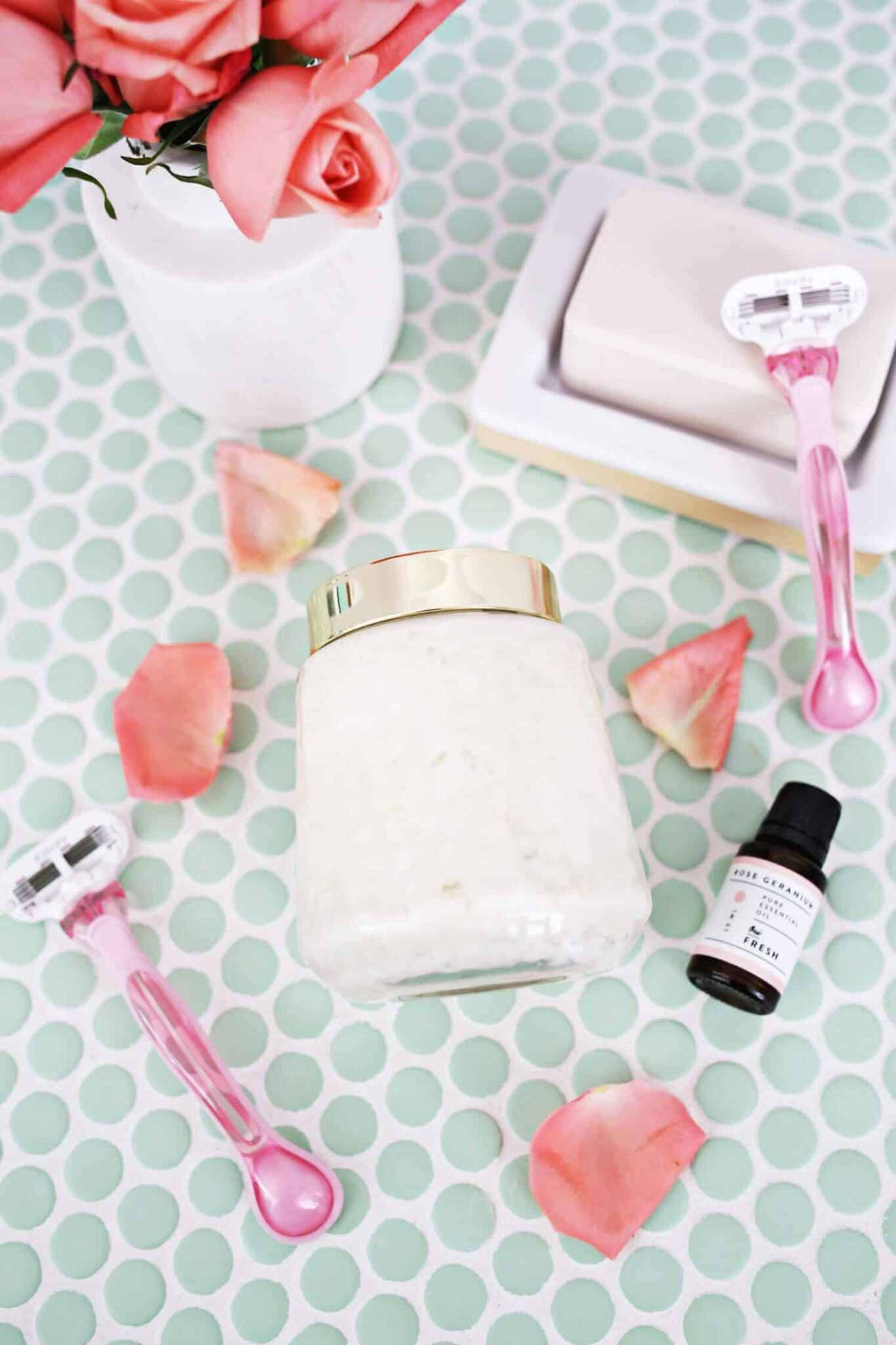 How you make beaten shaving foam