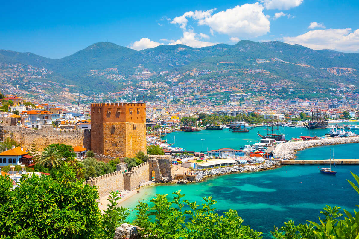 This beautiful beach city is, according to experts, the best destination on the Mediterranean