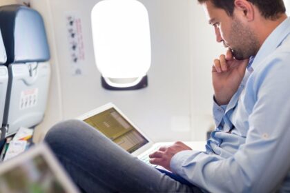 United Airlines makes history with the first Starlink-powered mainline flight