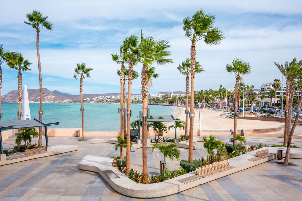 Why Americans flows to this beach city in the Mexican Pacific Ocean