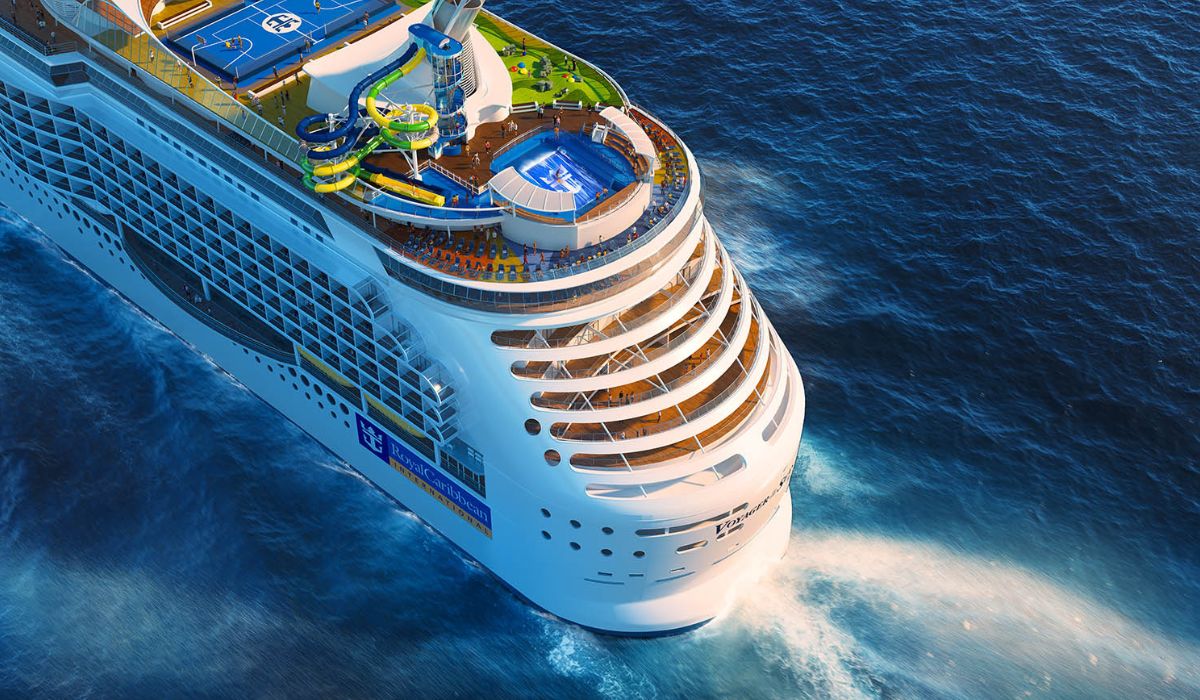 The Rise of Showroom Travel Cruises: What’s Behind the Hype and Recent Concerns