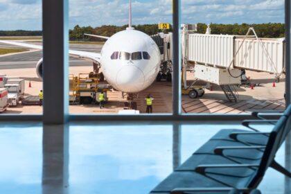 The US government shutdown is starting to hit airline bookings