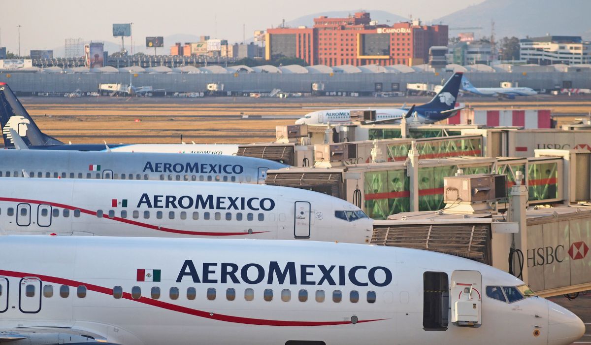 The US is canceling thirteen flight routes to Mexico due to aviation tensions