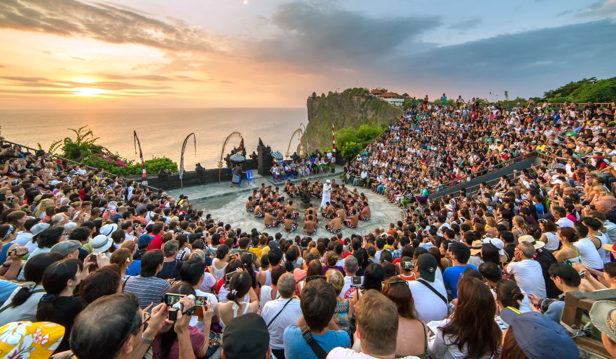 Bali governor backtracks on false claims about sharp decline in tourism