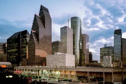 The upgrade to Houston’s freeze warning could make Monday’s commute a risk of icy conditions