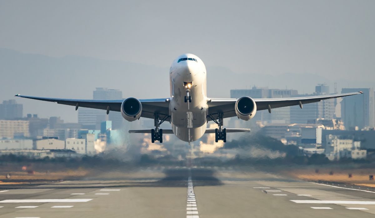 US Airlines resumed service after an A320 software glitch, but the ripple effects remain