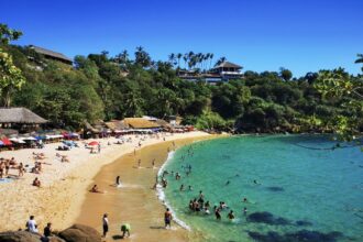 Ik heb 80 stranden bezocht: 7 plaatsen waar Amerikanen in stijl kunnen leven onder de $ 3.000