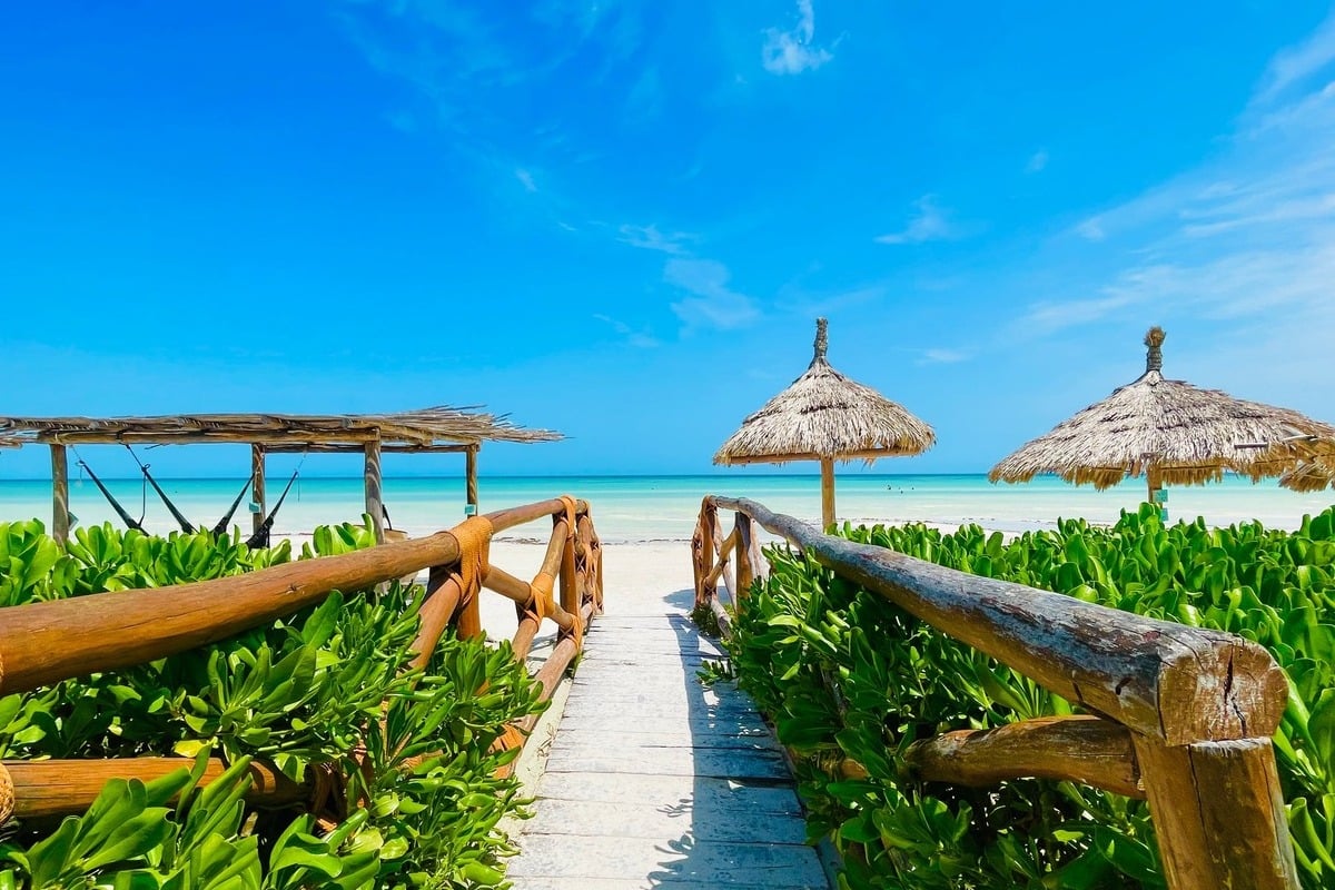 4 Mexican Caribbean Destinations to Avoid Sargassum This Spring