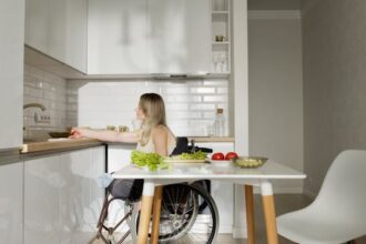 How to choose the best narrow wheelchair for your needs