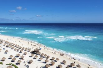 The first 300 real-time traveler safety scores for Cancun, Punta Cana and Cabo just dropped