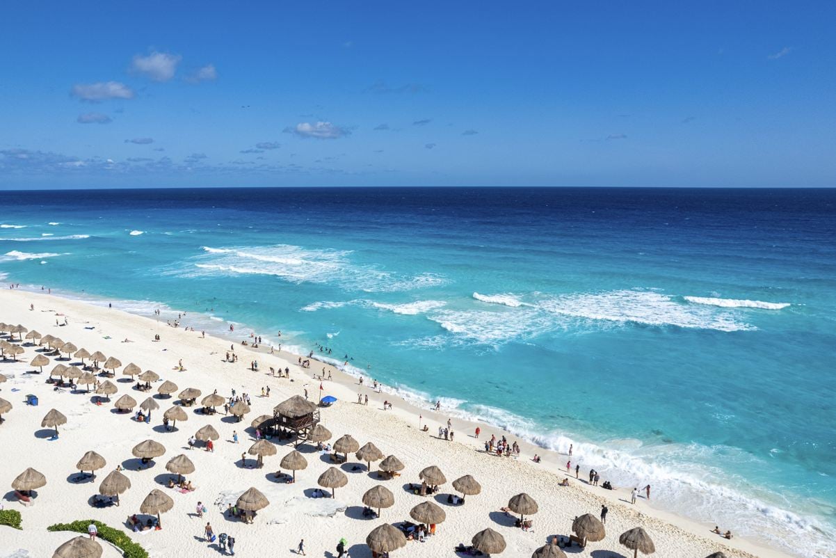 The first 300 real-time traveler safety scores for Cancun, Punta Cana and Cabo just dropped