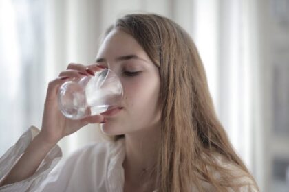 Drinking Water for Skin: The Truth About Hydration and Glow